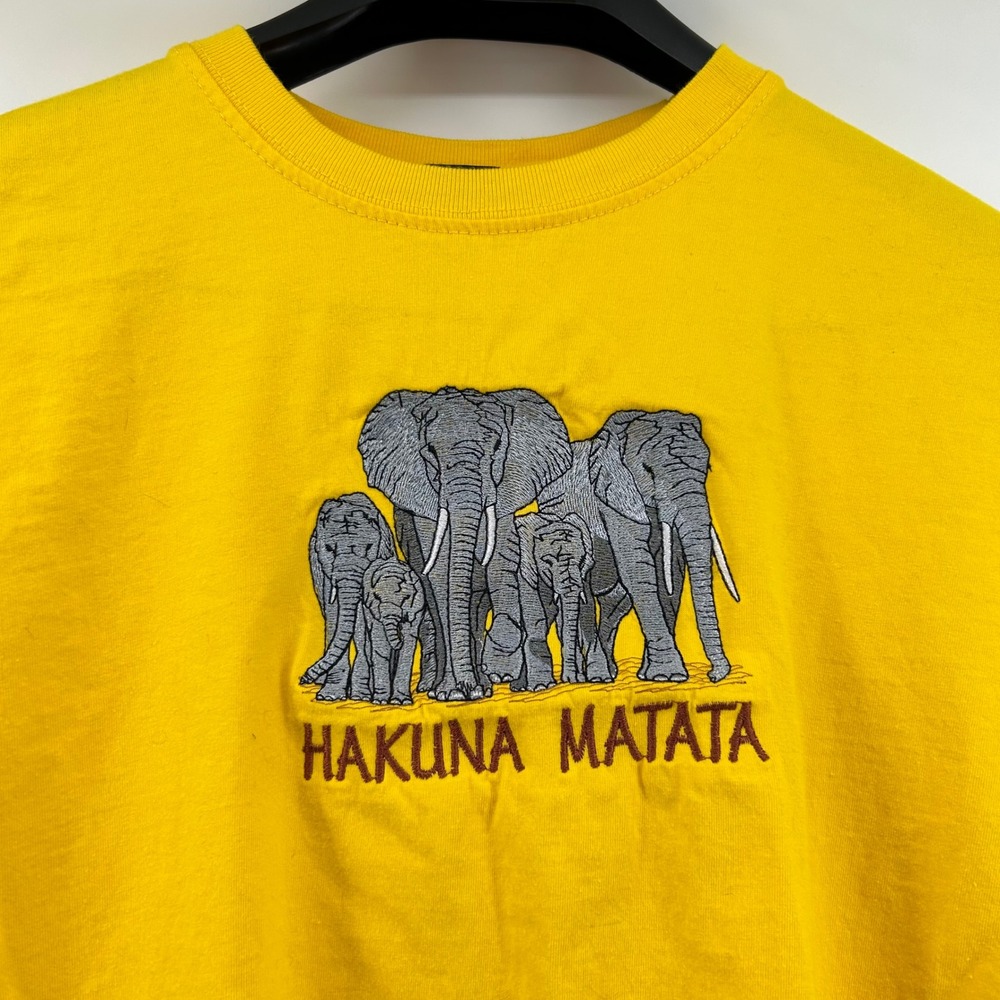 Punch Design Men's XL Graphic Shirt Hakuna Matata Elephant Yellow Y2K Vintage